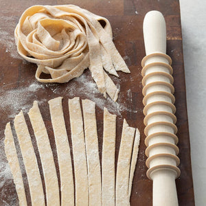 Pasta making.Easy pasta recipes and tools for homemade ravioli and gnocchi. What flour to use, the best pasta dough recipe, tips for rolling, and pasta sauce recipes.